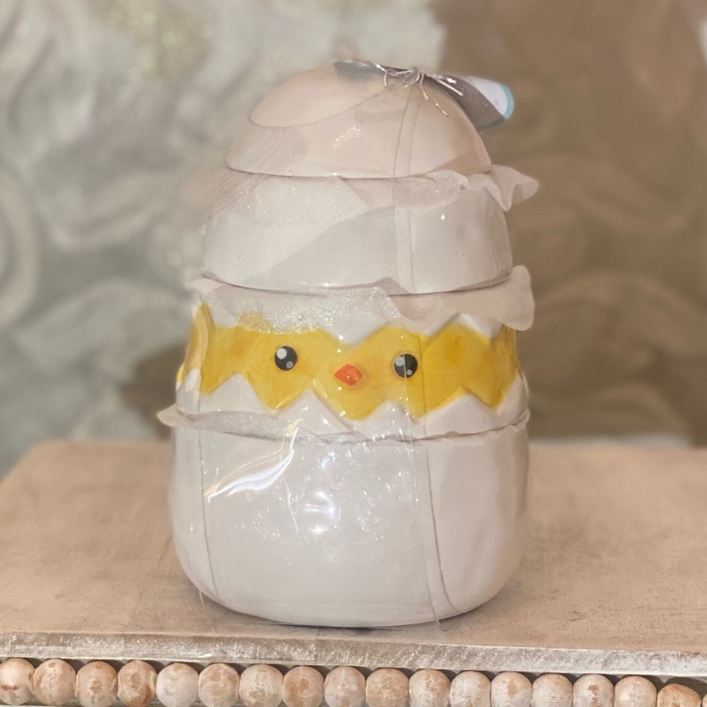 Ten Strawberry Stacking Chick Measuring Cups